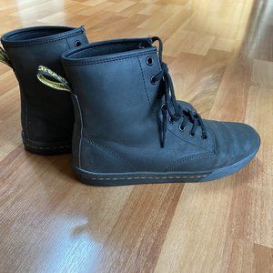 Women's Dr. Marten's Sheridan Boots- Matte Sz 8